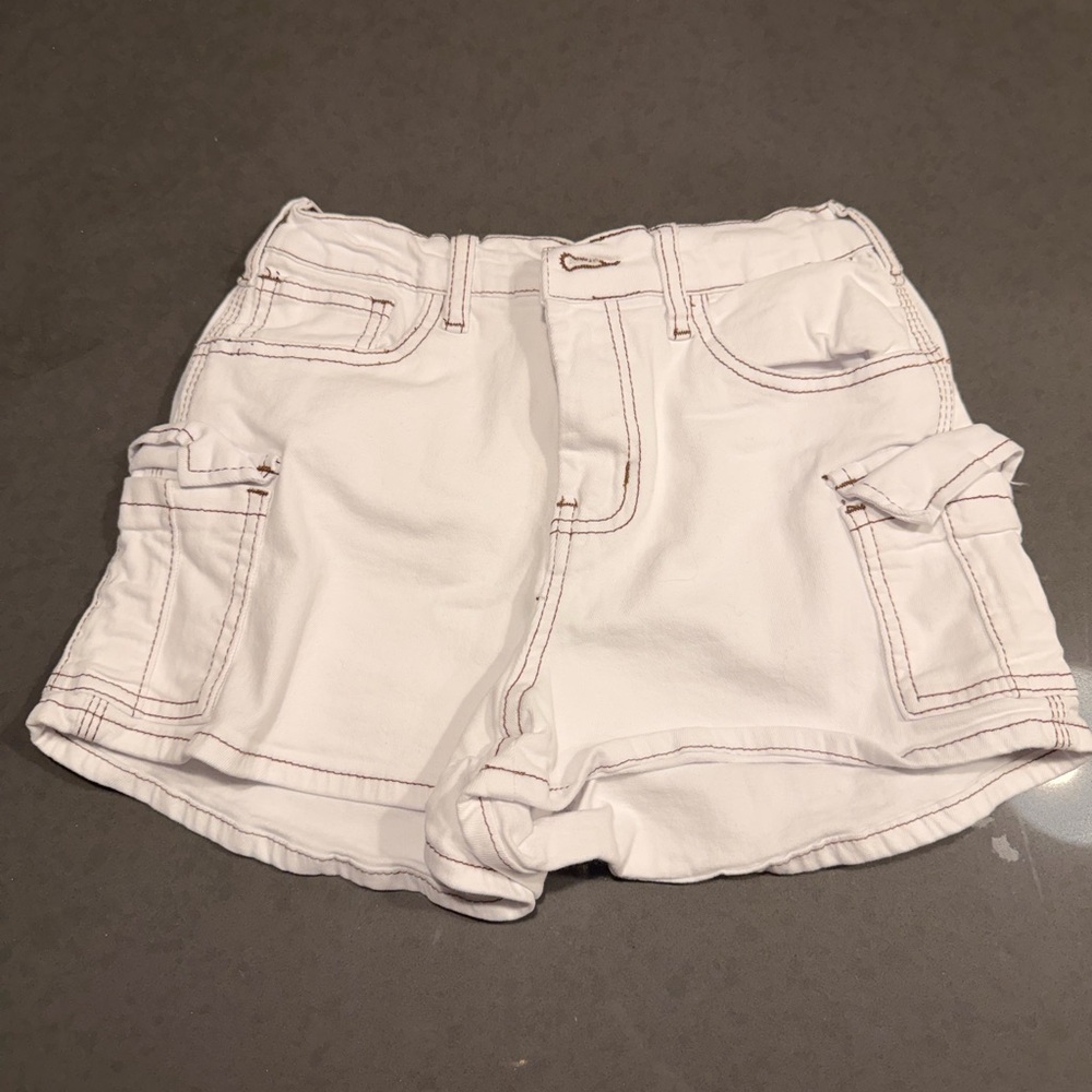 Forever 21 White Cargo Shorts